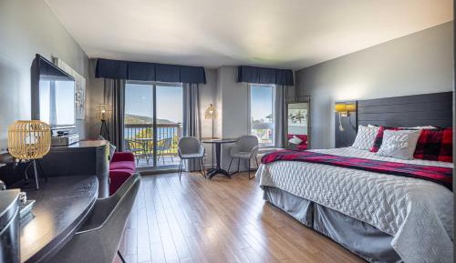 King Suite with Balcony