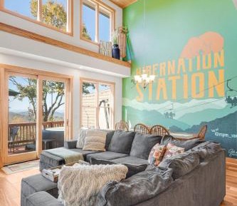 Three-Bedroom Townhouse