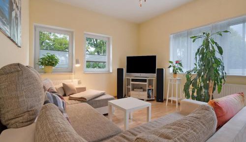 Superior One-Bedroom Apartment