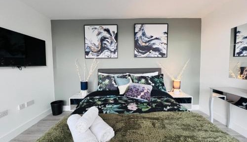 Double Room with Shared Bathroom