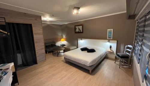 King Suite with Spa Bath