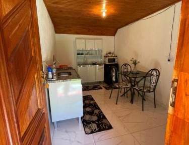 Deluxe Room (1 adult + 1 child)
