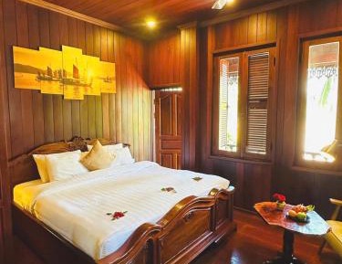 Deluxe Double room with Balcony and River view