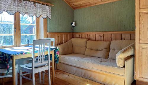 One-Bedroom Holiday Home