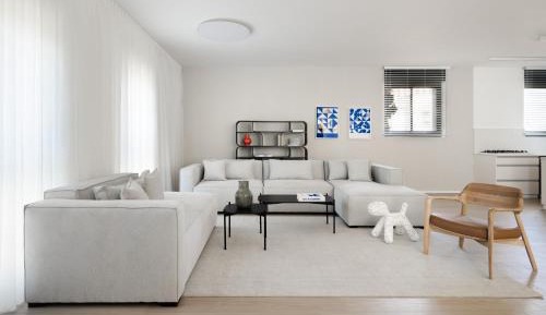 Four-Bedroom Penthouse Apartment