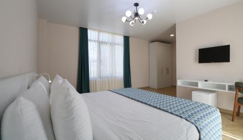 Triple Room with Balcony