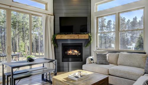 Four-Bedroom Holiday Home
