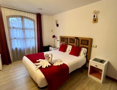 Double Room with Hydromassage Bath and Balcony
