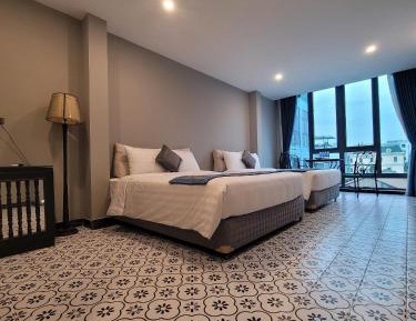 Deluxe Suite