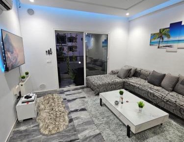 Two-Bedroom Deluxe Apartment with Balcony