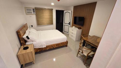 Deluxe Studio