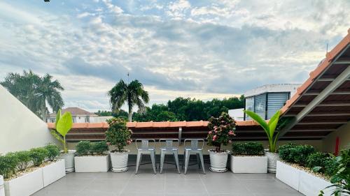 Quadruple Room with Terrace