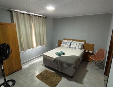 Apartment with Mountain View