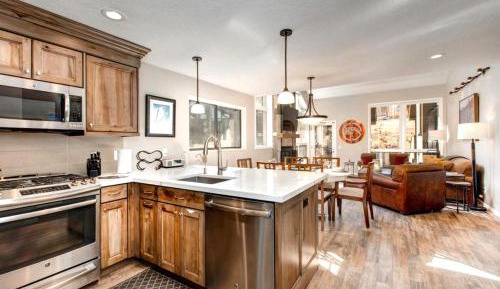 Four-Bedroom Apartment