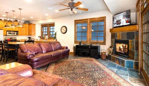 Four-Bedroom Apartment