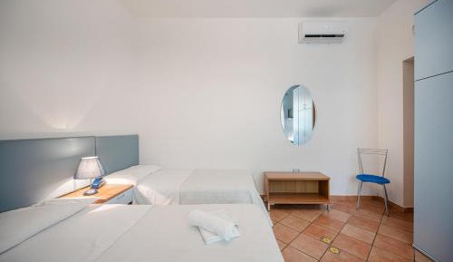 Basic Triple Room