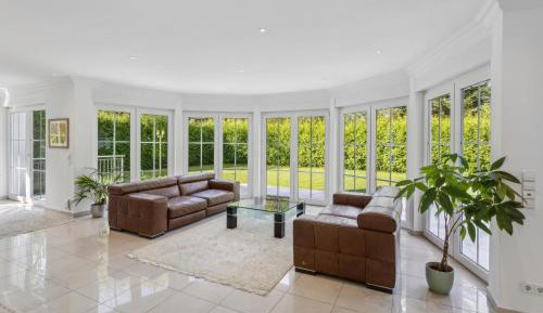 Four-Bedroom Holiday Home