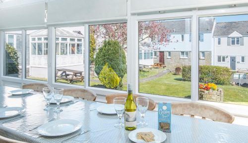 Six-Bedroom Holiday Home