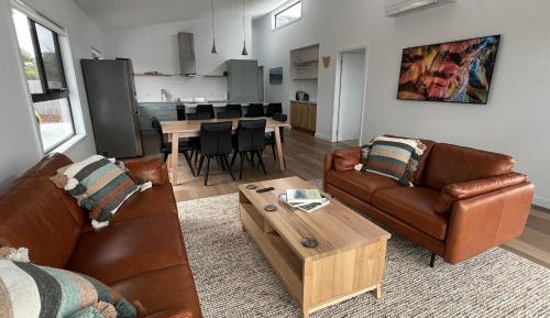 Three-Bedroom Holiday Home 