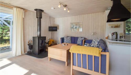 Three-Bedroom Holiday Home 
