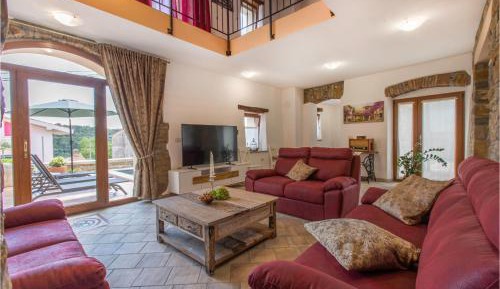 Five-Bedroom Holiday Home