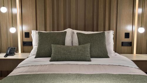King Suite with Spa Bath