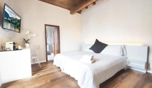 Twin Room with Balcony