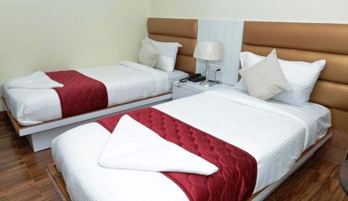 Standard Queen Room