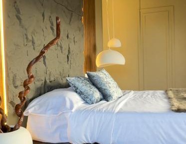 King Room with Mountain View