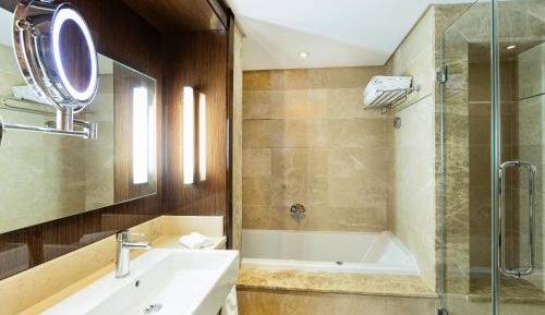 Junior Suite - Lounge Access