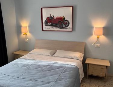 Large Single Room