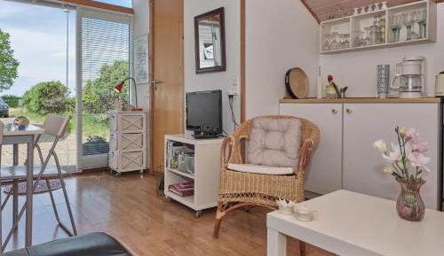 One-Bedroom Holiday Home