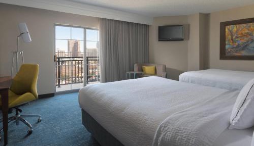 Queen Room with Two Queen Beds with City View 