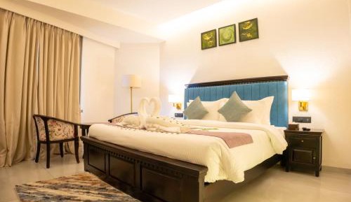 Deluxe Double Room with Balcony