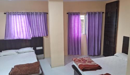 Deluxe Double Room with Extra Bed