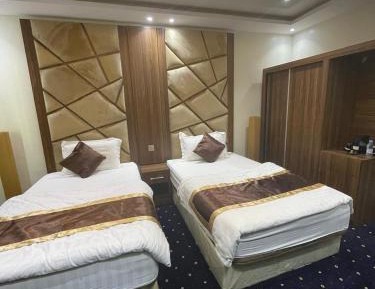 Large Twin Room