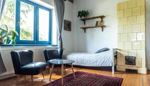 Two-Bedroom Apartment with Shared Kitchen