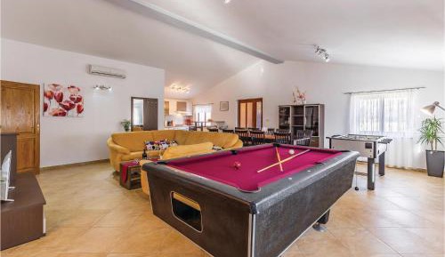 Four-Bedroom Holiday Home