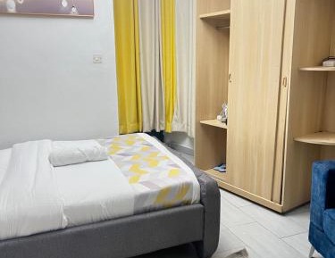 Studio Apartment with Balcony