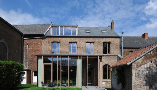 Cottage with Garden View