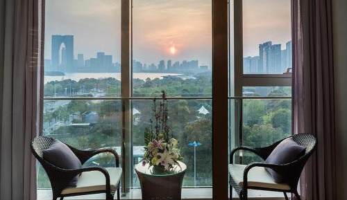 Deluxe Twin Lake View