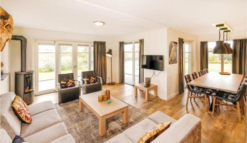 Four-Bedroom Holiday Home