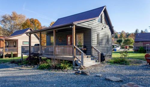 One-Bedroom Holiday Home