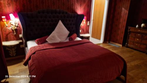 Deluxe Double Room with Shower