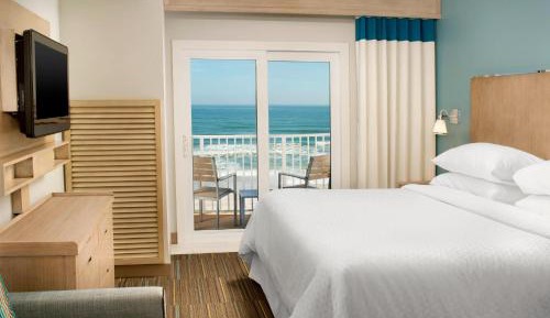 Junior Suite, 1 King, Sofa bed, Ocean view, Balcony