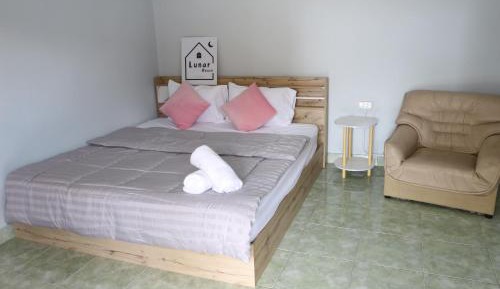 Three-Bedroom Townhouse