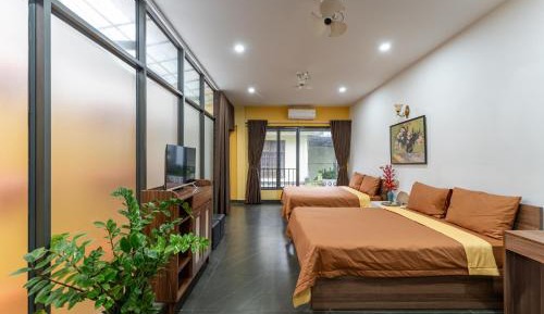 Deluxe Family Room