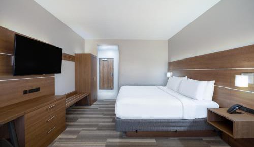 Standard King Room