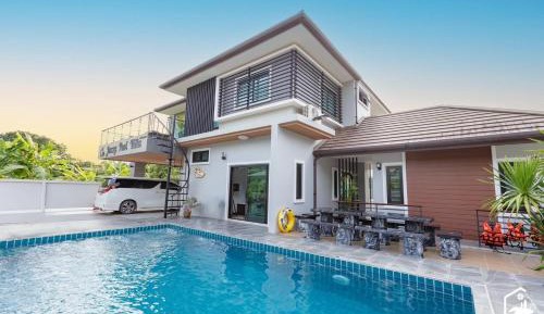 Villa with Private Pool