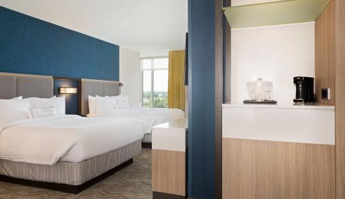 Suite, 2 Queen, Trundle bed